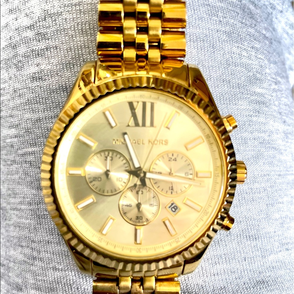 Michale Kors All Gold Watch.